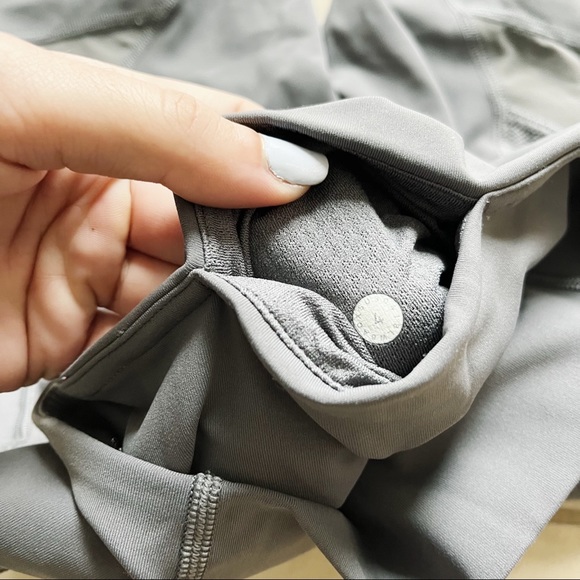 Lululemon High Rise Grey Leggings with Mesh Detailing - Picture 8 of 12